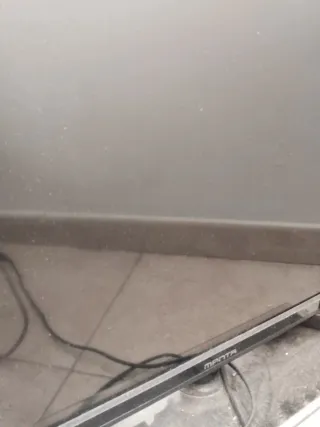 Manta LED TV 40 DVB-T MPEG4 LED4002