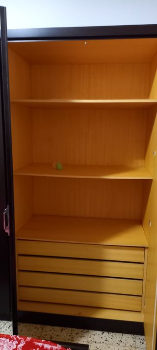 Armario 3 puertas wengué con cajonera