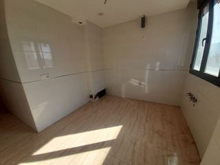 Piso en venta en PAU 2-600 en Puertollano