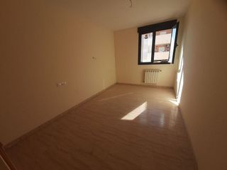 Piso en venta en PAU 2-600 en Puertollano