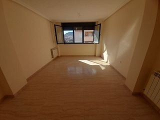 Piso en venta en PAU 2-600 en Puertollano