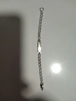 Esclava de plata para niña