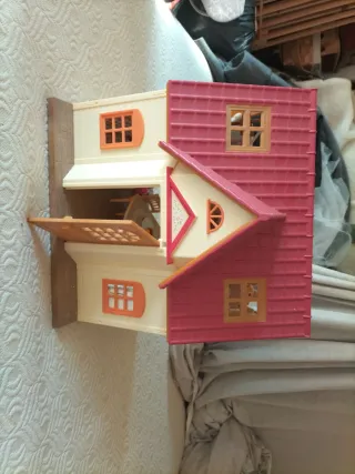 Lote de casas y figuras de Sylvanian Families