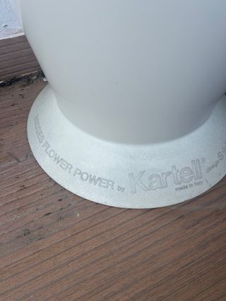 Jarrón Kartell Blanco Exterior