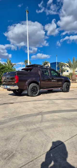 Nissan Navara 3.0 V6  2013