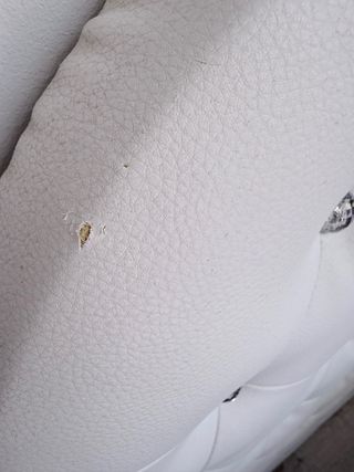 Cabecero de cama blanco capitoné