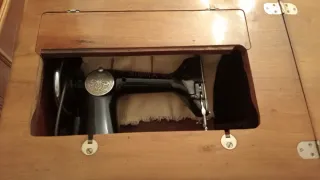 Máquina de coser Sigma antigua