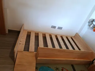 Cama Montessori con Estantería y Rampa