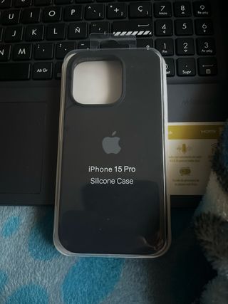 Funda iPhone 15 Pro Silicone Case Negra