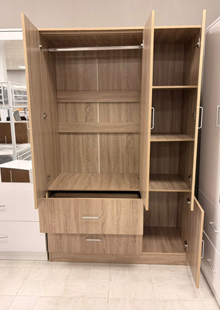 Armario 3 puertas madera y espejo