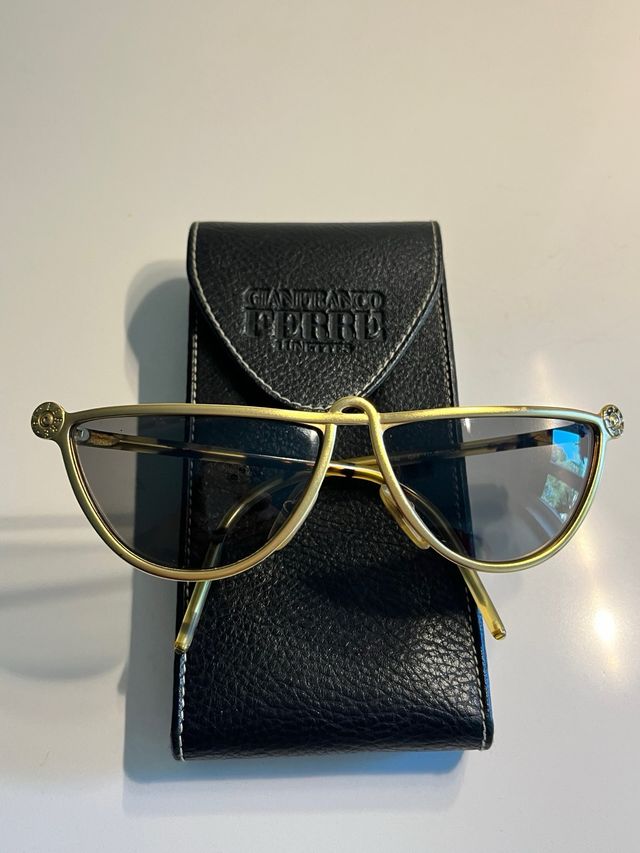 Gafas de sol Gianfranco Ferré absolutamente nuevas