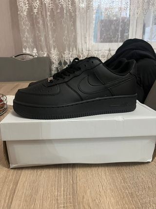 Nike Air Force 1 Low Negras Talla 42