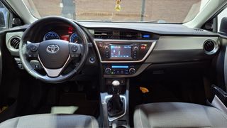 Toyota Auris 2013
