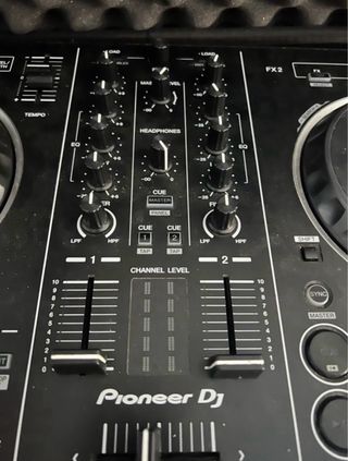 Controlador DJ Pioneer DDJ RB