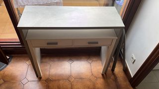 Mesa escritorio extensible con cajones