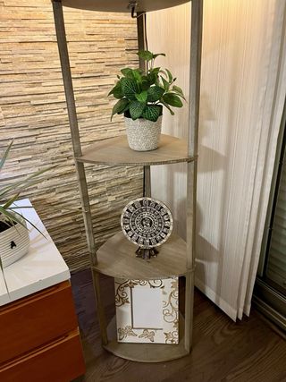 OFERTA! Lámpara de pie con estantería