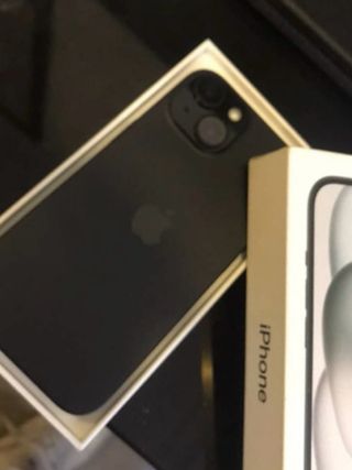 iPhone 15 128GB Negro