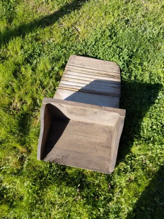 Lavadero de madera antiguo