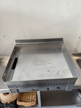 Plancha de Gas Cromo Profesional