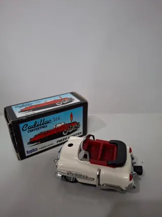 Lote 2 Encendedores Réplica Cadillac