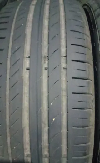 Neumáticos Continental 225/45/19 96W