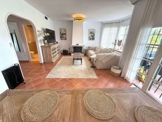 Casa adosada en alquiler en Los Naranjos - Las Brisas en Marbella