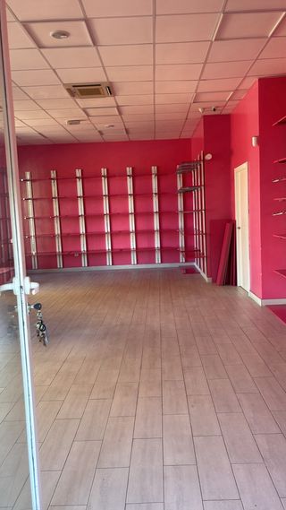 Se vende local en jerez