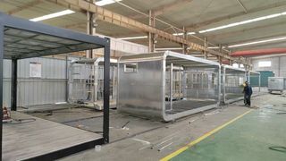 Mini casa apple de 5,8x2,4m, con baño