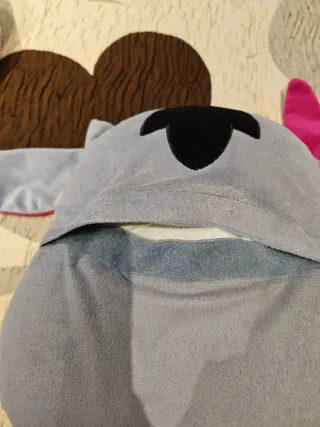 Cojín Eeyore gris y rosa