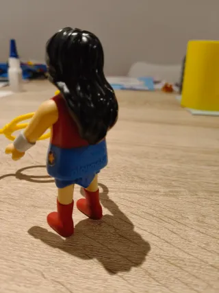 Wonder Woman Kinder Sorpresa Maxi