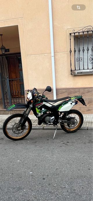 Rieju MRX Pro Enduro Moto Verde/Blanca