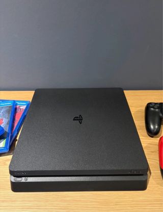 PS4 Slim Negra Sony