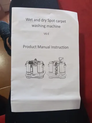 Aspirador tapicería negro