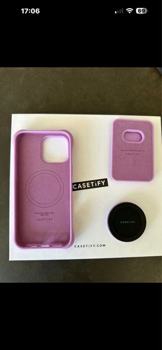 Funda Casetify iPhone 16 Pro Max + Accesorios