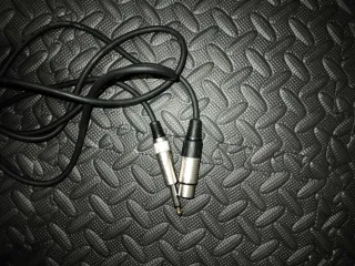 Micrófono Shure SV100C con cable XLR-Jack