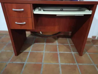 Escritorio compacto madera