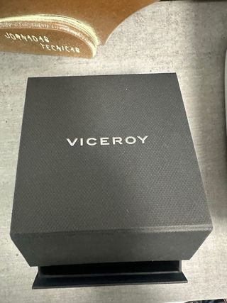 Reloj Viceroy Hombre Caja Rectangular
