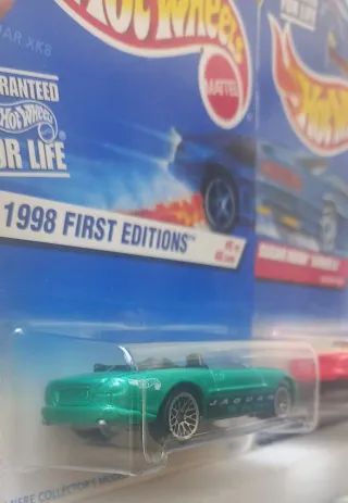 Conjunto 2 Jaguar XK8 Hot Wheels