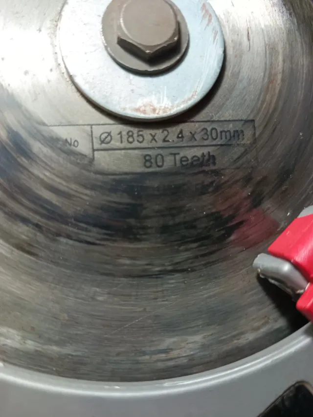 Sierra Circular Skil 185mm 1350W