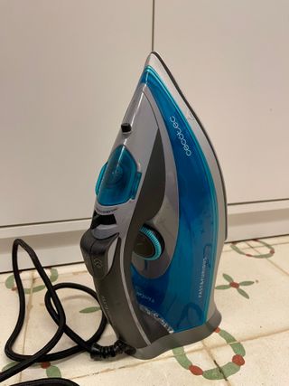 Plancha Vapor Cecotec 3000W