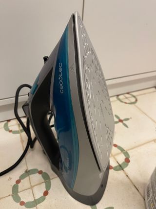 Plancha Vapor Cecotec 3000W