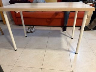 Mesa de madera Ikea