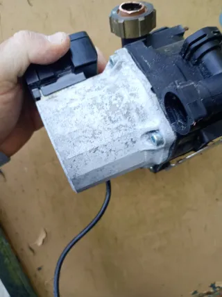 Bomba Vaillant VPAR SL16/6 HE -2