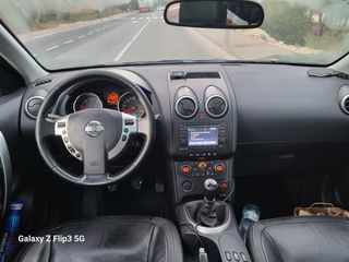 Nissan Qashqai+2 2009