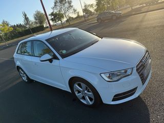 Audi A3 S Tronic 2.0 TDI