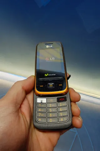 Teléfono Móvil Vintage LG Movistar GM310