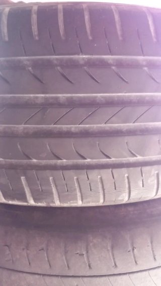 Ruedas de coche en buen estado