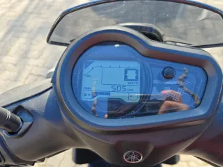 Yamaha Cygnus Ray ZR Scooter Negra