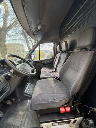 Mercedes-Benz Sprinter 321kilometros