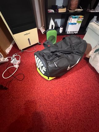 Bolsa deportiva Nike negra